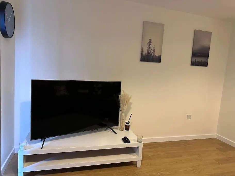 Apartment Modern 2 Bed 2 Bath Flat Close To Train Station Belvedere United Kingdom